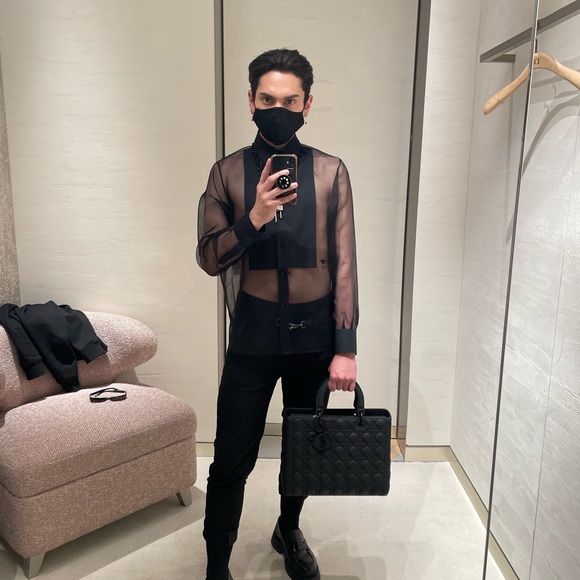 Hi there! I’m Aspen. Feel free to message me and ask any questions IG: Aspen.NYC - Picture 2 of 3